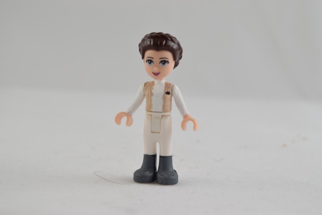 lego star wars princess leia hoth